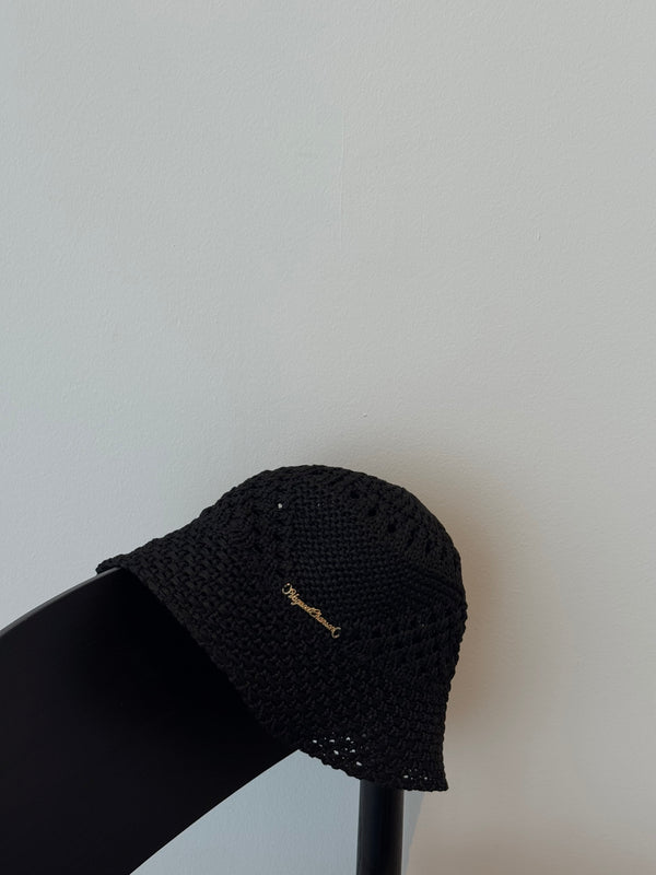Vague golden logo straw bucket hat - black