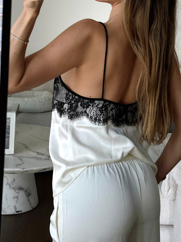 Vague satin lace tank top- Cream