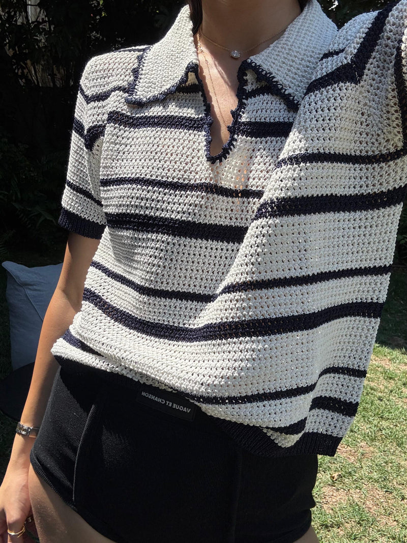 Vague crochet polo shirt- dark blue and white