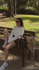 Vague oversized long sleeve t shirt- white