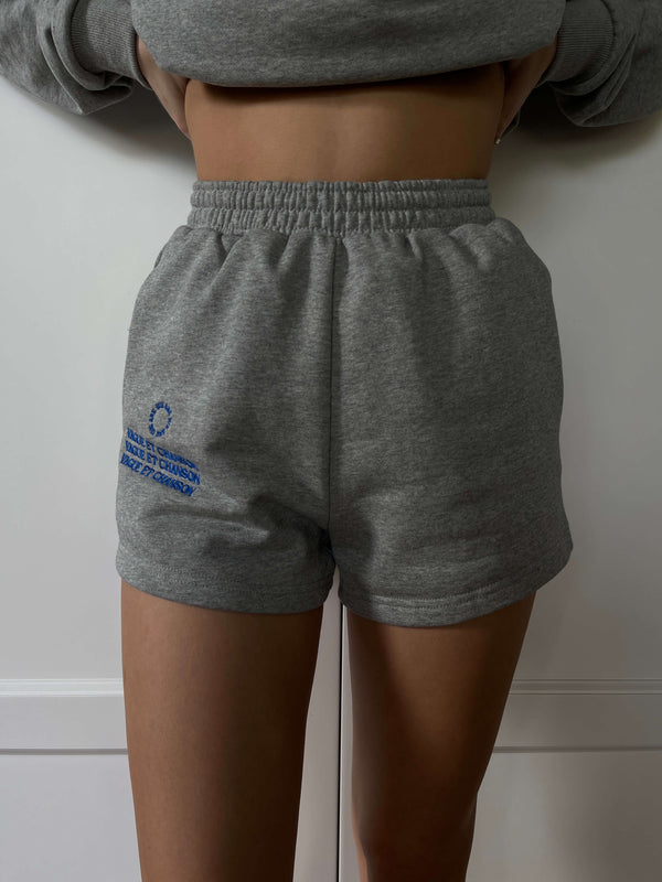 VAGUE GREY SHORTS WITH BLUE EMBROIDERY